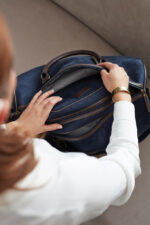 VINGA Hunton Weekend Bag - Image 16