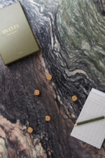 VINGA Bratzy Coffee Table Game - Image 5