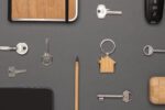 RCS recycled zinc alloy house keychain with bamboo - Image 7