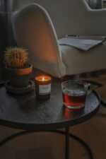 Ukiyo small scented candle in glass - Image 3