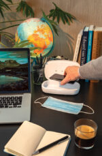 UV-C steriliser box with 5W wireless charger - Image 16