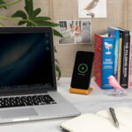 Bamboo 5W wireless charging stand - Image 4