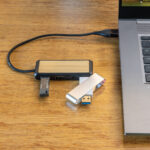 Link RCS recycled plastic and bamboo dual Input USB hub - Image 2