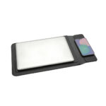Swiss Peak 15W magnetic charging laptop sleeve 14-15,6" - Image 2