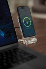 Magcharge 15W magnetic wireless charging stand - Image 10