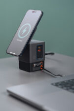 Urban Vitamin Sacramento 105W GAN charger+retractable cables - Image 21