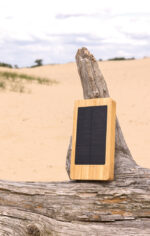 Sunwick 10.000 mAh Bamboo solar powerbank - Image 6