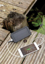 RCS recycled plastic Solar powerbank with 10W Wireless - Image 8