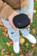 Urban Vitamin Hayward IPX7 waterproof 5W speaker - Image 16