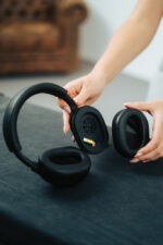 Irvine RCS recycled and repairable ANC wireless headphone - Image 23