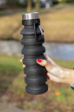 Leakproof collapsible silicone bottle with lid - Image 7