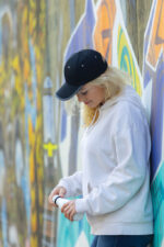 Impact AWARE™ Brushed rcotton 6 panel contrast cap 280gr - Image 10