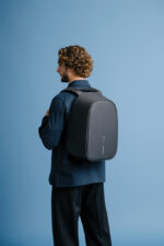 Bobby Hero Regular, Anti-theft backpack - Image 21