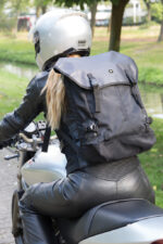 17” outdoor laptop backpack - Image 7