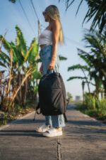 Swiss Peak AWARE™ modern 15.6" laptop backpack - Image 14
