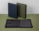 Impact Aware™ deluxe 300D tech portfolio with zipper - Image 9