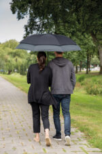 Swiss Peak AWARE™ 23" to 27" expandable umbrella - Image 7