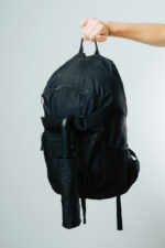 Yara 21" AWARE™ RPET solid colour umbrella with carabiner - Image 7