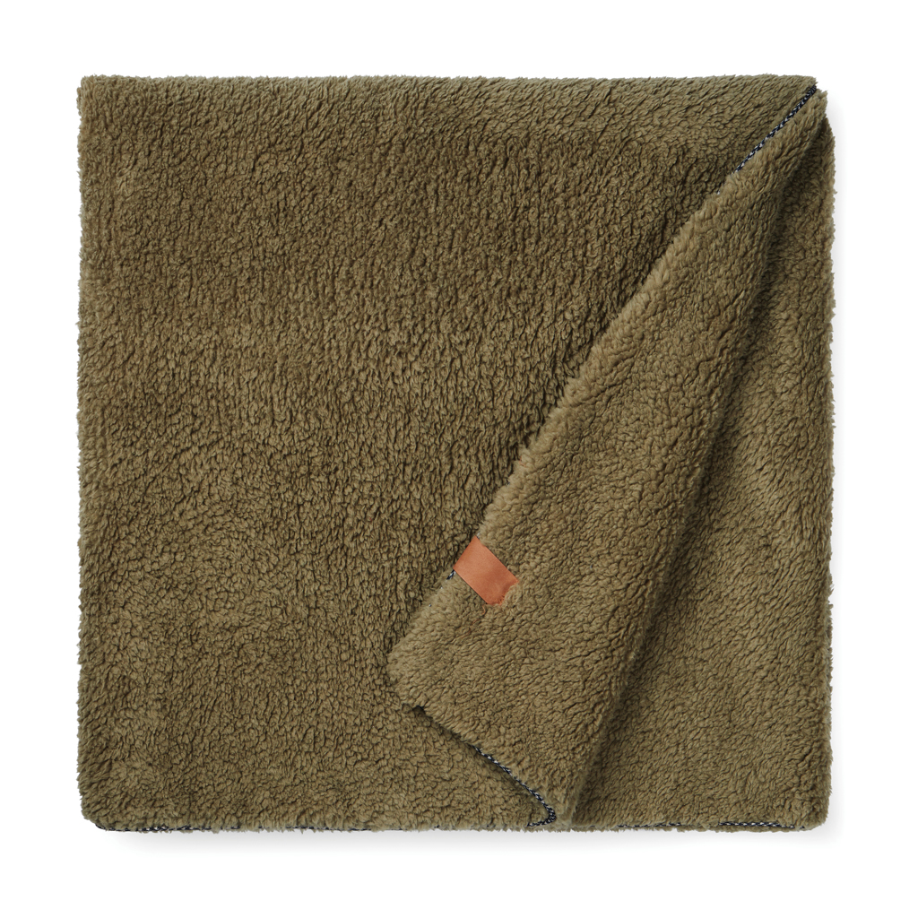 V404027__B_1__ad32e1f7c01c41f38914e85a0f863b53 VINGA Maine GRS recycled double pile blanket - Image 1