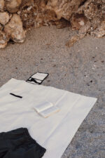 VINGA Volonne AWARE™ recycled canvas picnic blanket - Image 4
