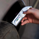 Digital tyre gauge - Image 2