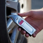 Digital tyre gauge - Image 3