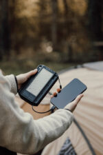 Nordic Drift Titan 10.000mAh solar powerbank with 3 panels - Image 7