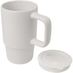 Carter 450 ml ceramic mug with plastic lid - Image 4