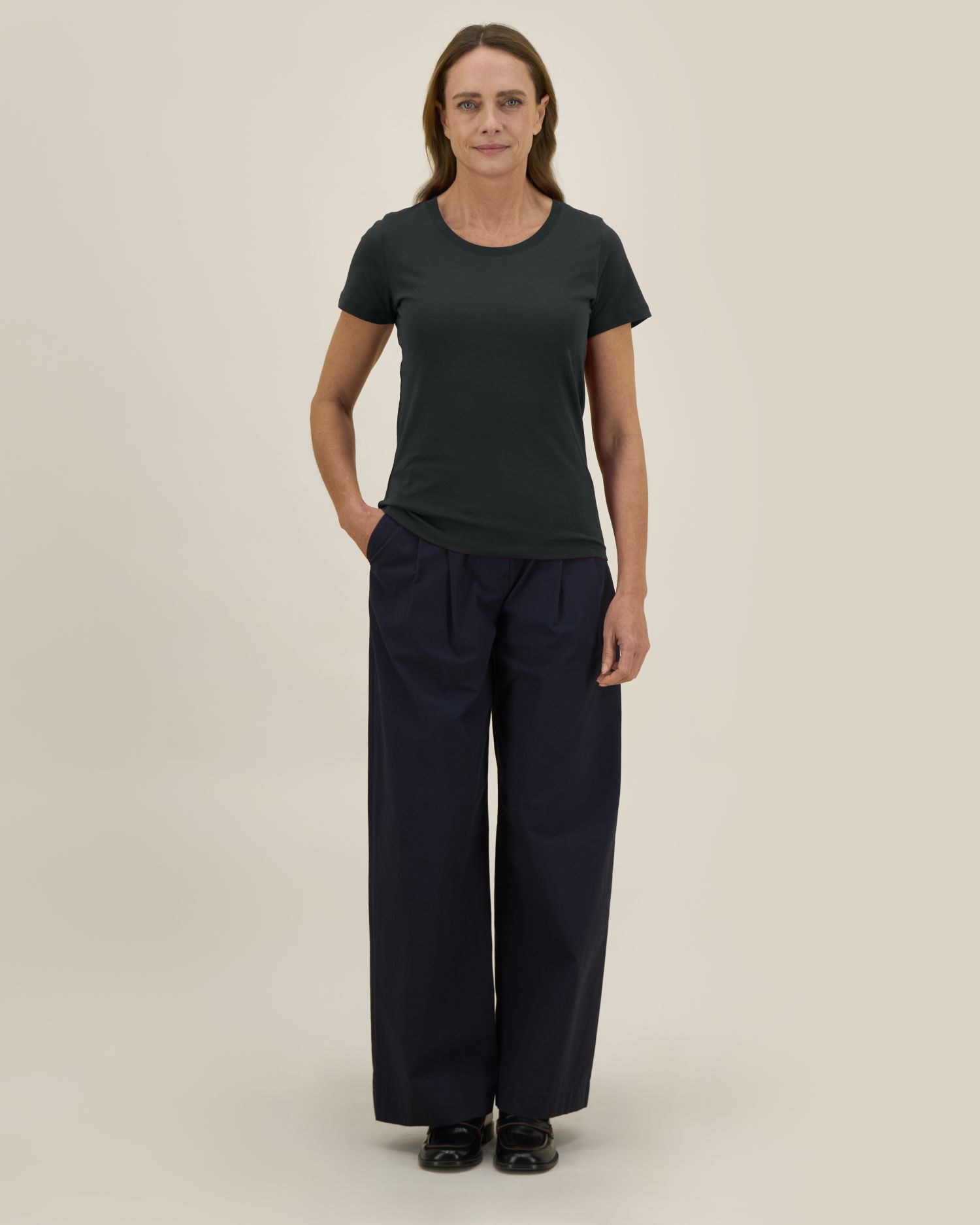 SFC5_STTW079_C002 Stella Expresser 2.0 - The iconic mid-light women’s fitted t-shirt - Image 1