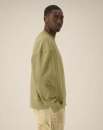 Ryler - The unisex boxy crewneck sweatshirt in recycled cotton - Image 8