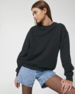 Ledger Dry - The unisex dry-handfeel boxy crewneck sweatshirt - Image 9